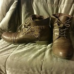 Cato's Brown Ankle Boots Size 9